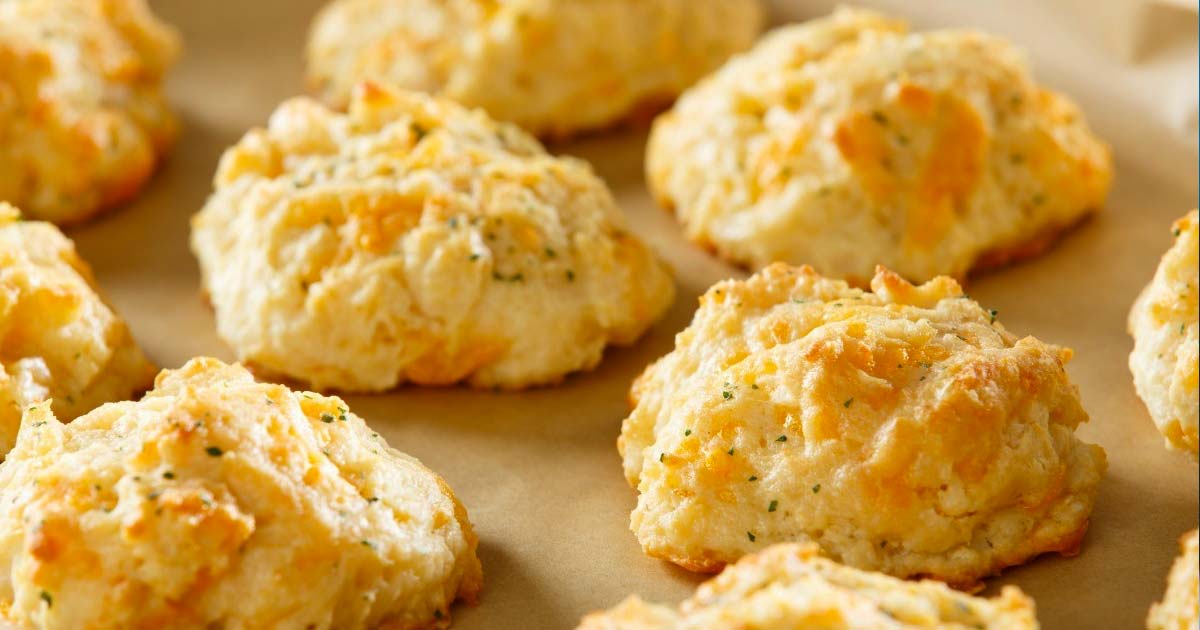 Cheesy garlic biscuits