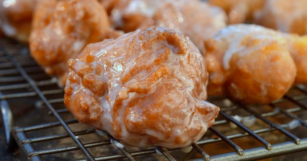 Easy Homemade Apple Fritters