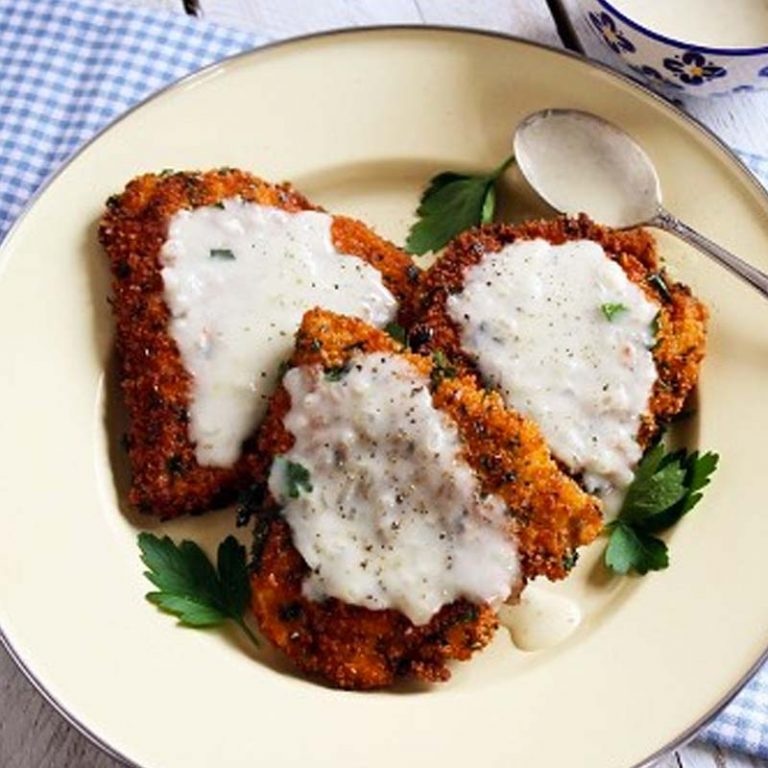 Crunchy Chicken Cutlets with Buttermilk Gravy