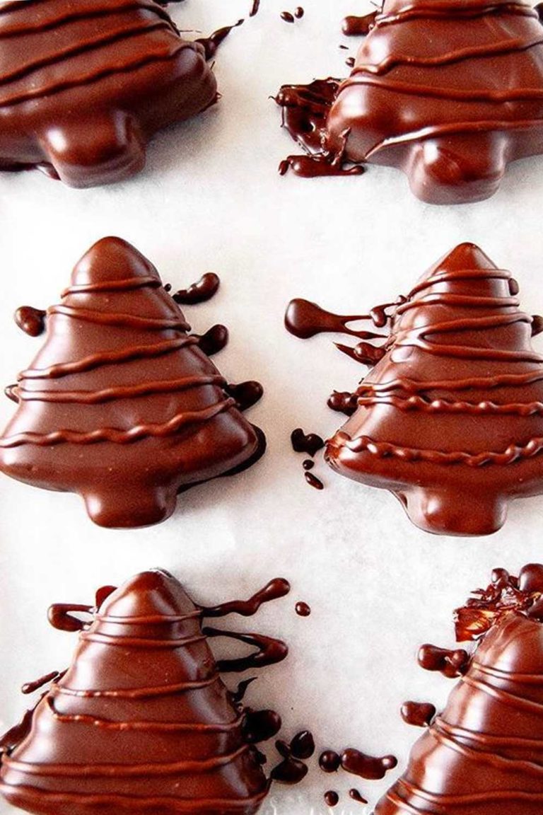 homemade-reese-s-peanut-butter-christmas-trees