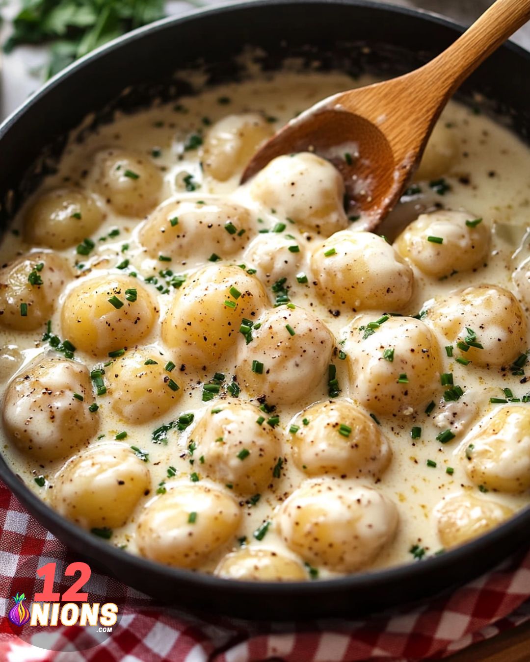 Creamy Garlic Sauce Baby Potatoes Recipe