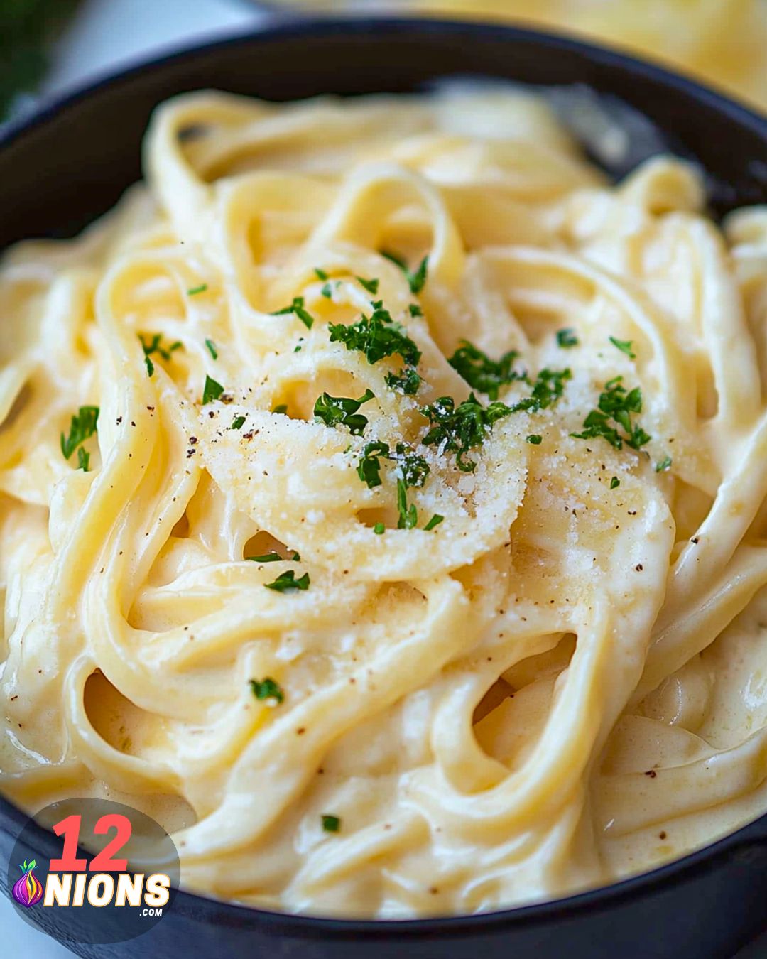 Rich and Velvety Alfredo Sauce Recipe